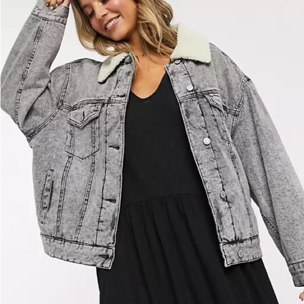 Pull & Bear Fleece Lined Denim Jacket